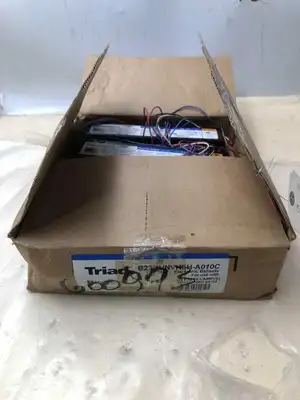 Triad ULTim B232IUNVHEH-A 2 Lamp Instant Start T8 Ballast 120-277V NIB of 10