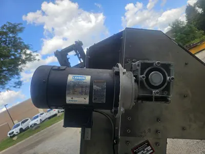 USED 2012 SERVICE ENGINEERING CO. FEED CONVEYOR