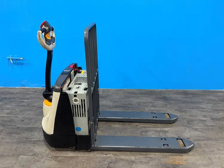Used CROWN WP3045-45 Electric Pallet Trucks Minnesota US | Birnstengel Equipment #1554062