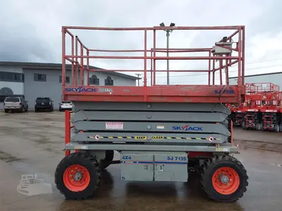 Used 2011 Skyjack SJ7135RT Scissor Lifters New York US | United Lift #1446603