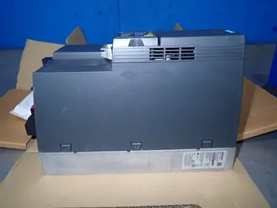 NEW SIEMENS 6SL32101KE226UF1