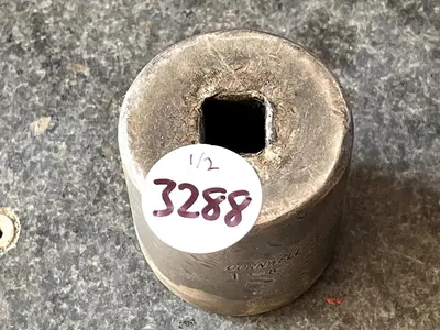 CORNWELL TOOLS P3244 - 1-3/8" SOCKET 1/2" DRIVE 6 POINT MADE IN USA TOOL