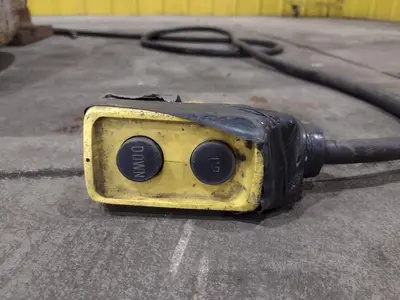 8' x 1/4" CHICAGO DREIS & KRUMP POWERED APRON BRAKE: STOCK 23704