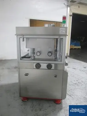 USED Cadmach Cadmach CSI-670 Tablet Press, 61 Station