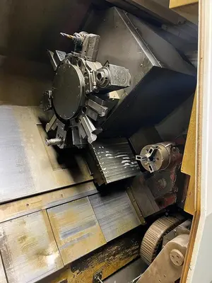 Used 2014 HYUNDAI WIA L200SY CNC Lathes CZ | Amaron s.r.o. #1056672