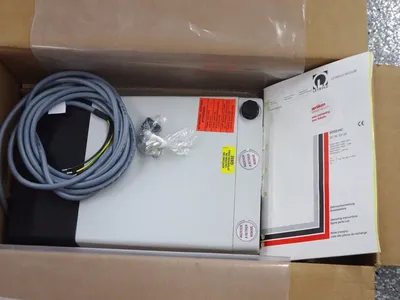 NEW LEYBOLD SV16-1090141 4101-3004 VACUUM PUMP