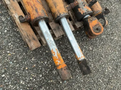 Used _UNKNOWN_ _UNKNOWN_ Hydraulic Cylinders Michigan US | Miedema Asset Management Group #1301538