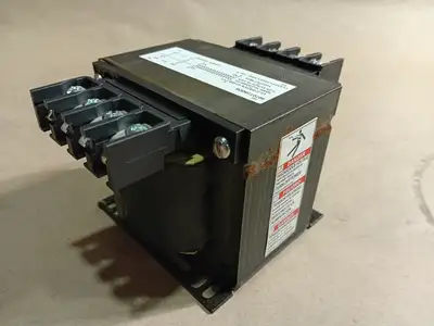 NEW SQUARE D 9070T250D5