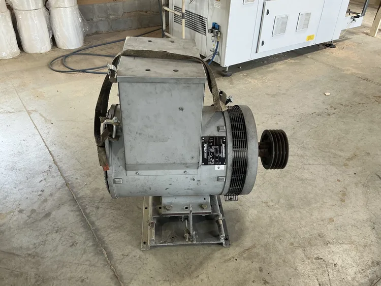 Used _UNKNOWN_ 361 PDL 1600 Synchronous Alternators Ohio US | AW Machinery, LLC. #1311969