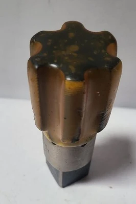 DTC 1-1/2 32 Tap Brand New HSG