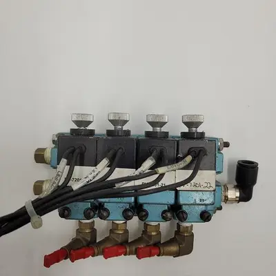 Used MAC MAC FOUR SOLENOID VALVES CONNECTED IN A MANIFOLD 132B-114BAAA 150PSI 120V Pump & Valve Parts | ND Industrial Surplus #1221991