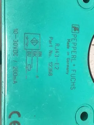 USED PEPPERL & FUCHS RJ43-E2