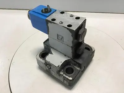 USED VICKERS CVCS40D1S210