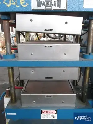 USED Wabash MPI 30 TON WABASH GENESIS PRESS, MODEL G302-CX