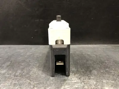 USED CUTLER-HAMMER FDB1015