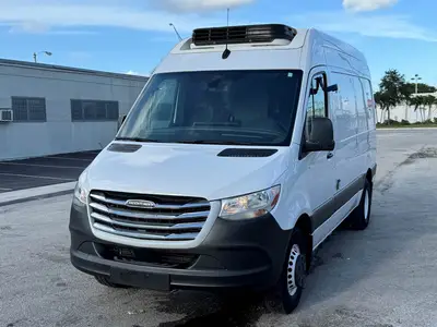 Used 2019 FREIGHTLINER SPRINTER 3500 Tractors & Trailers Florida US | Truck and Van Outlet #1506260