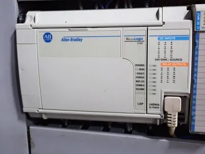 USED 2001 YASKAWA ELECTRIC CORPORATION YASNACXRCUP20