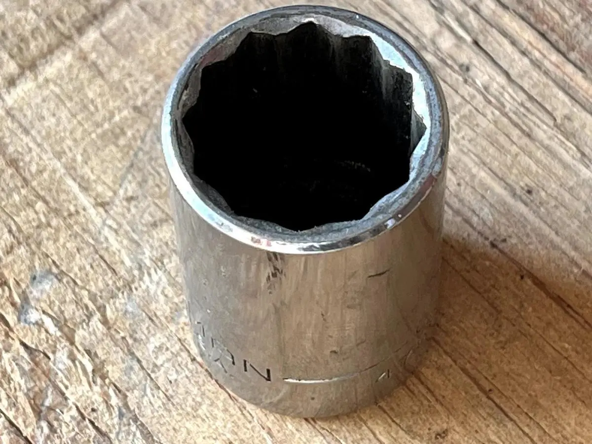USED CRAFTSMAN STANDARD OR DEEP SOCKET