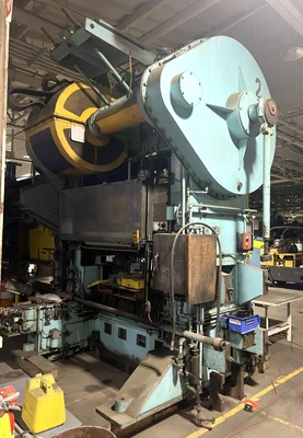 USED 1980 WARCO WARCO SC2-300-72-36 PRESS