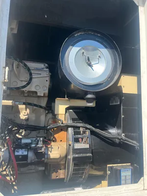 USED 2010 INGERSOLL RAND G570