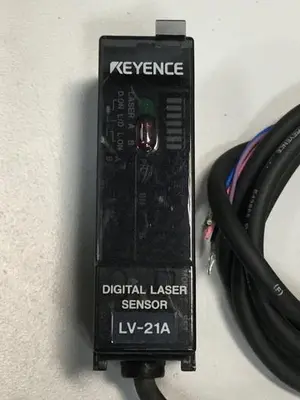 USED KEYENCE CORP LV-21A