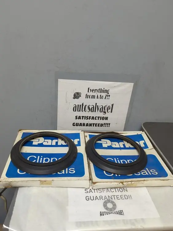 New | in-Stock PARKER 4QTR06 Pump & Valve Parts Ohio US | Surplus Asset Holdings #1240451