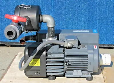 Atlas Copco 3 HP GVS Oil Lubricated Rotary Vane Vacuum Pump 42 CFM 230/460V