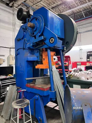 L&J 100 OBI / Gap Frame Press | Universal Press & Machinery (UPM) (1)