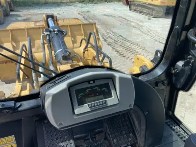 USED 2018 Caterpillar 963K