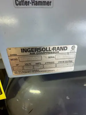 Used _UNKNOWN_ _UNKNOWN_ Tank Mounted Air Compressors Ohio US | Myron Bowling Auctioneers Inc #1504220