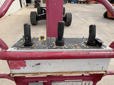Used 2017 MEC 60J Telescopic Boom Lifts Texas US | Adcock Equipment USA #1519571