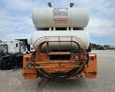 Used 2015 PETERBILT 567 Tractors & Trailers Texas US | Roll Off Truck World #1486373