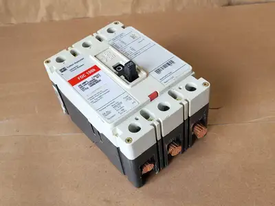 USED CUTLER-HAMMER FDC3200L