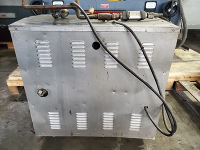 Edwards 1-Ton Liquid Chiller