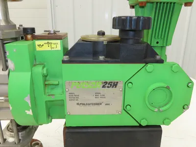 Pulsafeeder Pulsar 25H Hydraulic Diaphragm Metering Pump 17.5 GPH 1/2" Flanged