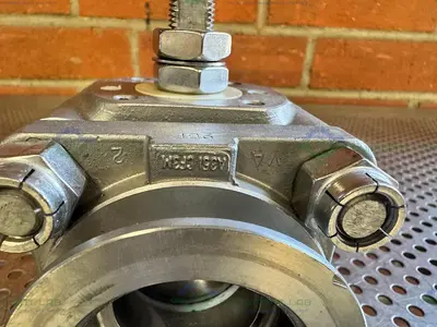 Used A&N CORPORATION A35I STAINLESS STEEL BALL VALVE W/ KF50 VACUUM FITTING Valves/Fittings California US | Equipment Lab #1338200