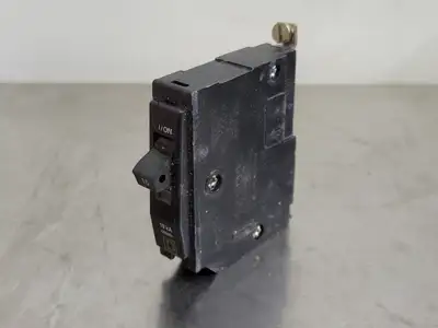 USED SQUARE D QOB115
