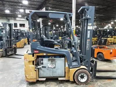 USED 2019 CATERPILLAR 2ET4000