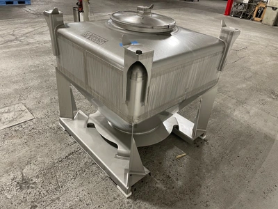 Used _UNKNOWN_ _UNKNOWN_ IBC Tanks Ohio US | Federal Equipment Company #1553346