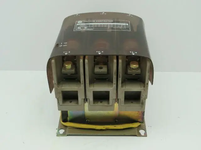 Allen Bradley 1100-BOD93/B Vacuum Contactor 1500VAC 200HP 3 Pole Series B