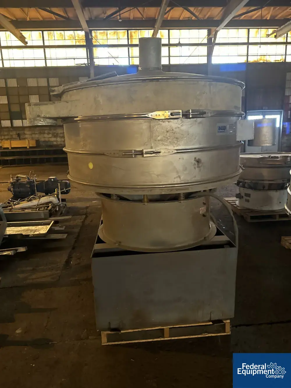 USED Macon 60" Macon Screen, S/S, Two Deck