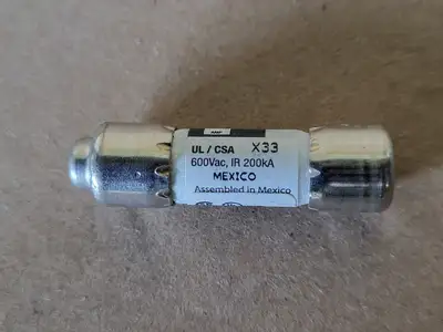 NEW BUSSMANN FNQ-R-1-1/2