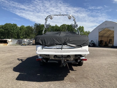 USED 2008 MASTERCRAFT X30