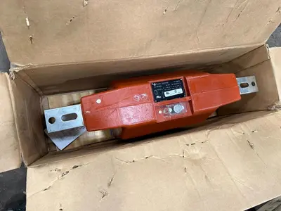 New GE Current Transformer Type JKM-5C / CAT. 755X142015 NEW (THREE AVAILABLE)