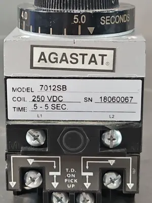 Tyco Agastat 7012SB TIming Relay - Time: .5-5 loc4B12