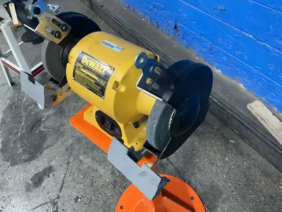 Used DEWALT DW756 Pedestal Type Grinders (Double End) Ohio US | HGR 24 #1276878