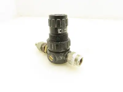RS14MC Air Pressure Regulator 1/4" Ports 290 PSI  Lot of 4