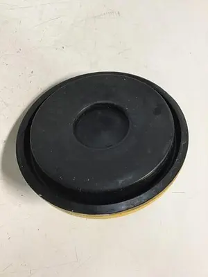 USED METAL FABRICATOR LEVELING MOUNT PAD