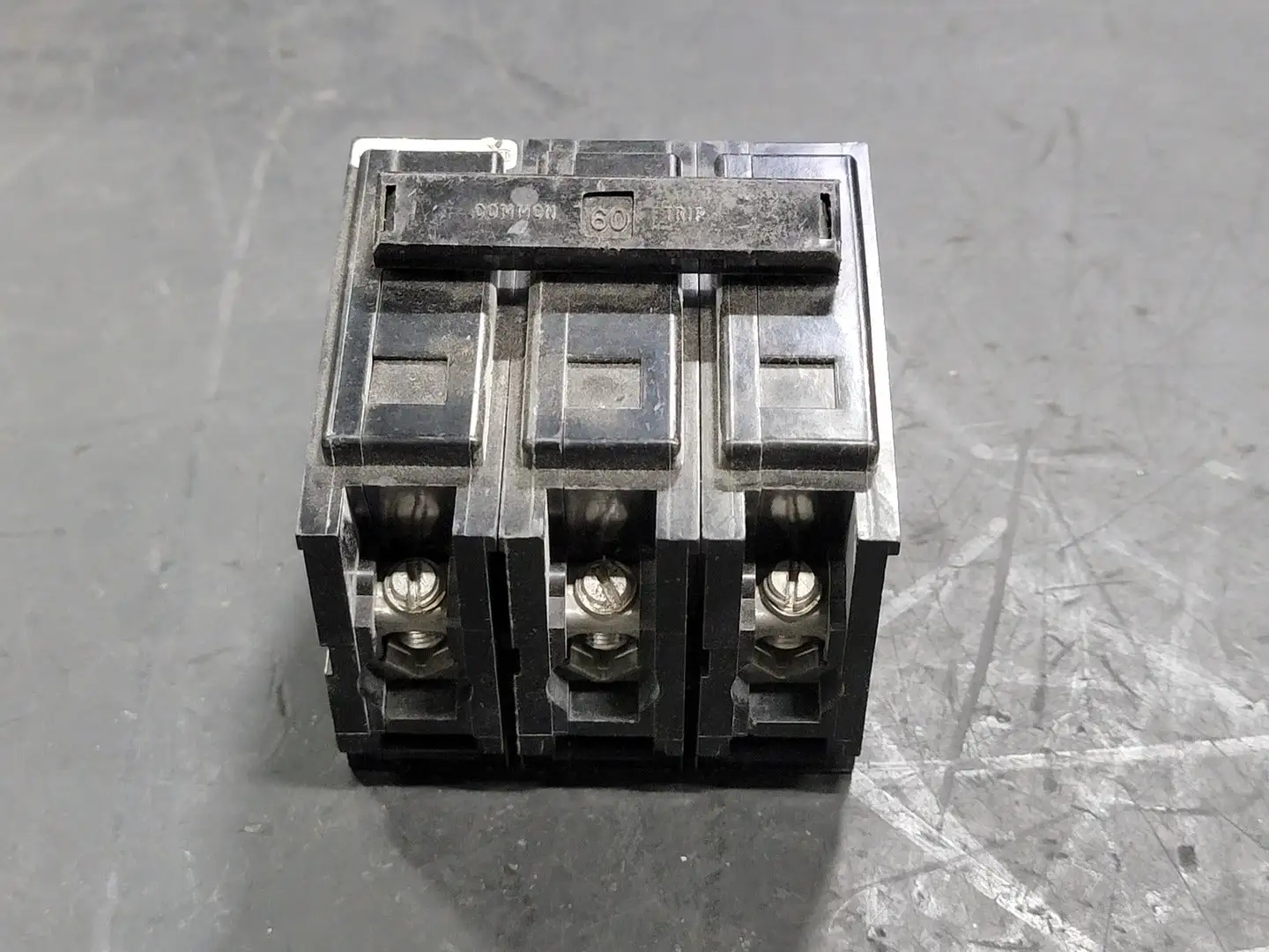 Used CUTLER-HAMMER BAB3060H Switchgears British Columbia CA | Lenmark #241898