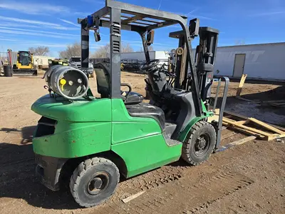 USED 2017 MITSUBISHI FG25N